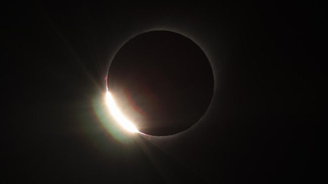 Planetarium Jakarta Gelar Nobar Gerhana Matahari Cincin
