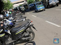 Panas! Ojol Rusia Ini Tantang Grab & Gojek, Ongkos Bisa Nego