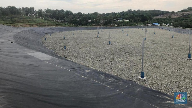 Presiden Joko Widodo (Jokowi) pada hari ini meresmikan Tempat Pemrosesan Akhir (TPA) alias 'bak sampah raksasa' di Manggar, Kota Balikpapan, Kalimantan Timur