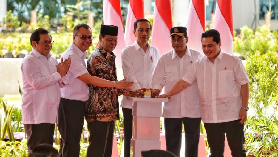 Presiden Republik Indonesia Joko Widodo meresmikan terminal baru Bandara Internasional Syamsudin Noor di Kalimantan Selatan, Rabu (18/12/2019) siang.