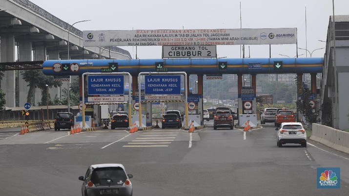 Jelang Libur Nataru, Tarif Tol Jagorawi Naik. (CNBC Indonesia/Andrean Kristianto) Jelang Libur Nataru, Tarif Tol Jagorawi Naik. (CNBC Indonesia/Andrean Kristianto)