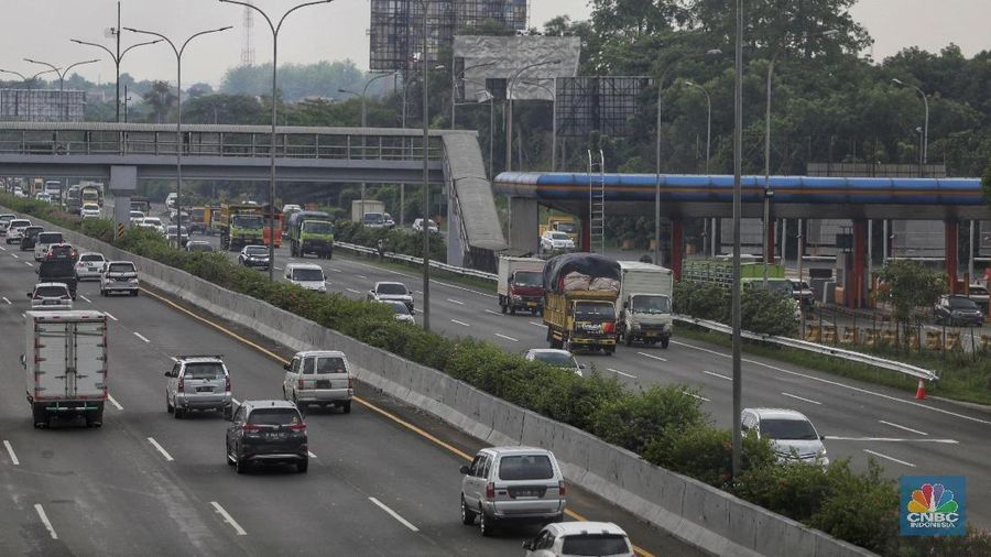 Tarif tol mengalami penyesuaian, ada yang naik dan turun.