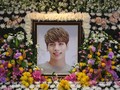 Fan dan Teman Kenang 2 Tahun Kepergian Jonghyun SHINee