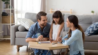 5 Cara Menenangkan Anak di Tengah Kepanikan Corona