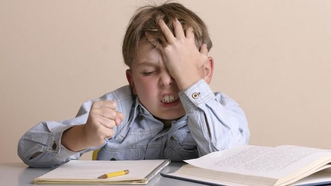 3 Cara Ajarkan Anak Tentang Kesabaran