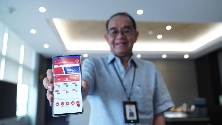 Hutama Karya secara resmi meluncurkan aplikasi layanan informasi tentang jalan tol berbasis mobile bernama HK Toll Apps.