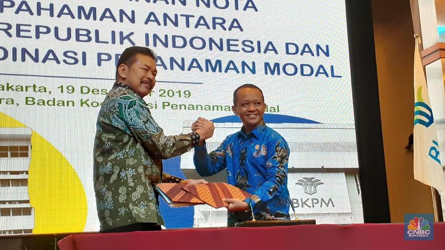 Kepala BKPM menggandeng Kejagung untuk memperlancar investasi di daerah.