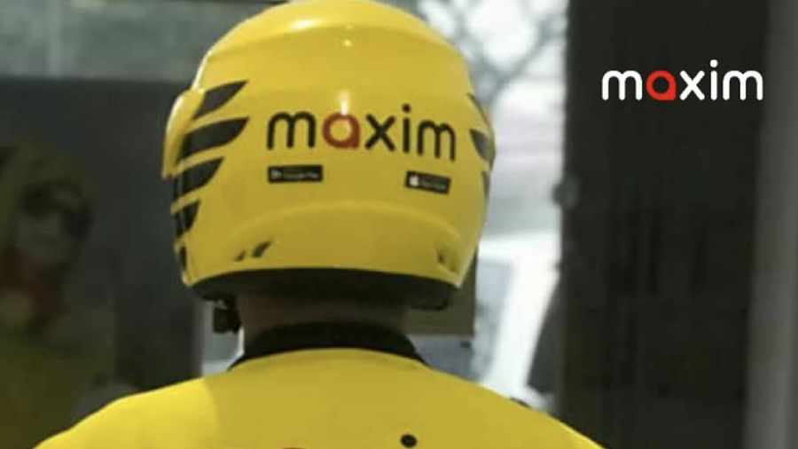 Operator ojek online asal Rusia, Maxim secara terang-terangan memprotes aksi demo sejumlah driver Gojek dan Grab di kantor Maxim Solo, Jawa Tengah.