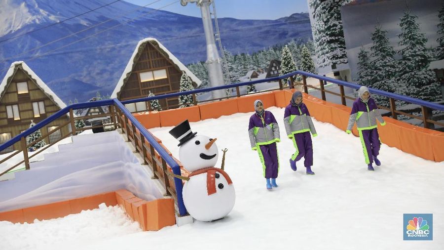 Mau liburan bersama keluarga tanpa harus jauh-jauh, nah kabar baik nih soalnya trans snow world sedang turun harga!