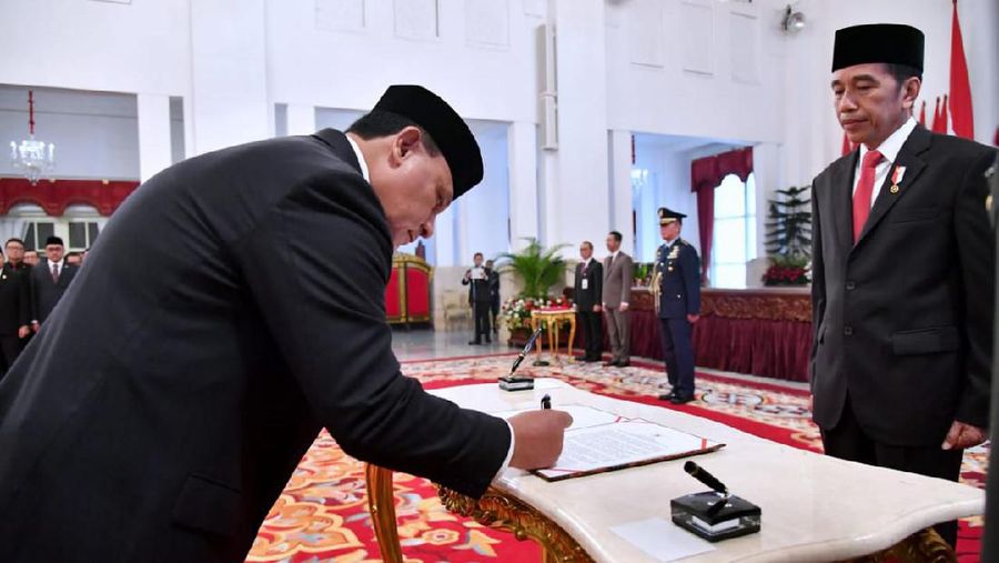 Ketua KPK Firli Bahuri mengikuti acara Pengucapan Sumpah/Janji Pejabat Negara Masa Jabatan Tahun 2019-2023 di hadapan Presiden Republik Indonesia.