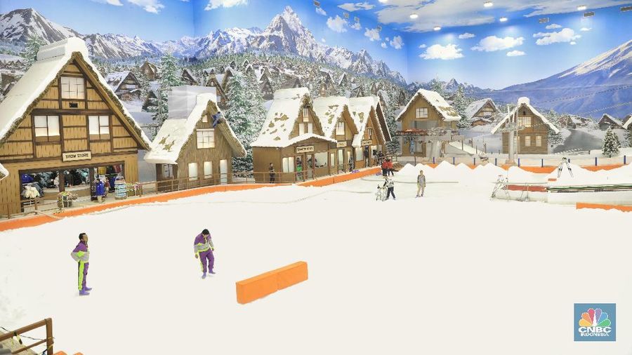 Ingin liburan akhir tahun di arena bersalju? Tak perlu pergi keluar negeri karena Trans Snow Bintaro meiliki arena permainan yang diselimuti salju.
