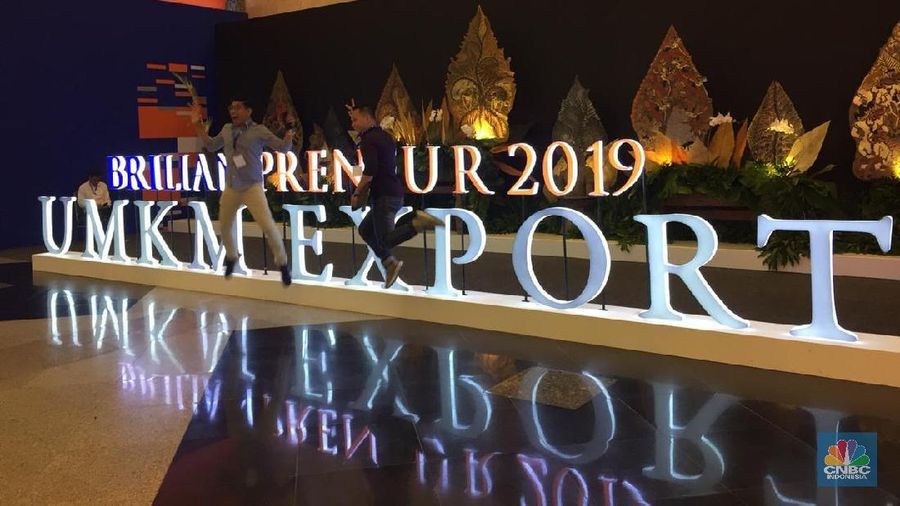 Kegiatan ini diikuti oleh 155 UMKM binaan Bank BRI dan RKB BRI yang bergerak di bidang usaha seperti fashion, makanan dan minuman, dan kerajinan.
