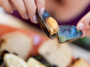 10 Tempat Makan Seafood Enak dan Terkenal di Jakarta, Sudah Coba?