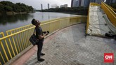Ada juga beberapa sudut menarik yang bisa dijadikan sebagai objek fotografi. Utan Kemayoran ini diharapkan menjadi solusi terkait kebutuhan warga Jakarta akan ruang publik yang hijau, ramah, dan gratis.