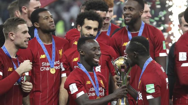 Suasana Ruang Ganti Liverpool Usai Juara Piala Dunia Klub