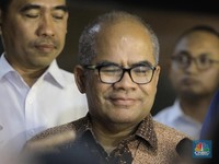 Jadi Komut PLN, Amien Sunaryadi Lepas Komisaris Freeport
