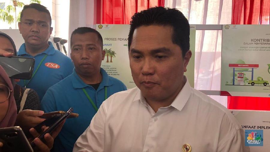 Menteri Badan Usaha Milik Negara (BUMN) melakukan gebrakan pertamanya merombak Kementerian BUMN.