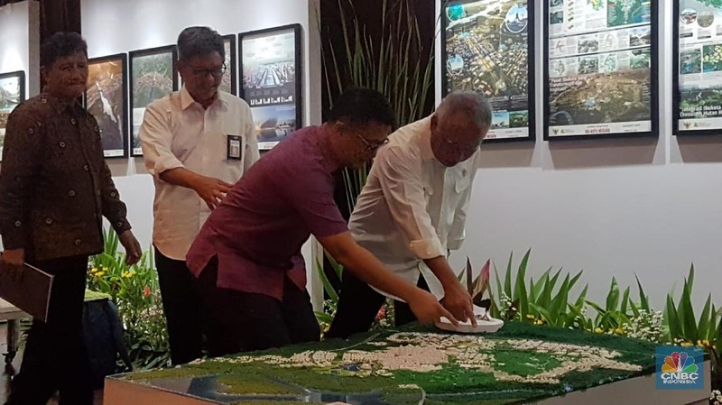Pada Senin (23/12/2019) diumumkan pemenang sayembara desain Ibu Kota baru yang terletak di Kecamatan Sepaku, Kabupaten Penajam Paser Utara, Kalimantan Timur.