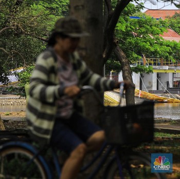 Begini Penampakan Jembatan Hutan Kota Kemayoran yang Ambruk