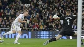 Cetak Gol Spektakuler, Kroos Bereaksi Mirip Bek Liverpool