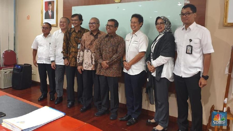 Berikut adalah susunan lengkap direksi dan komisaris PLN usai perombakan