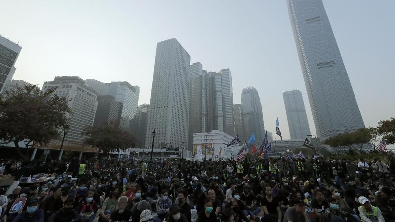 Ribuan rakyat Hongkong turun ke jalan untuk melakukan demonstrasi mendukung etnis Muslim Uighur, Minggu (22/12/2019).