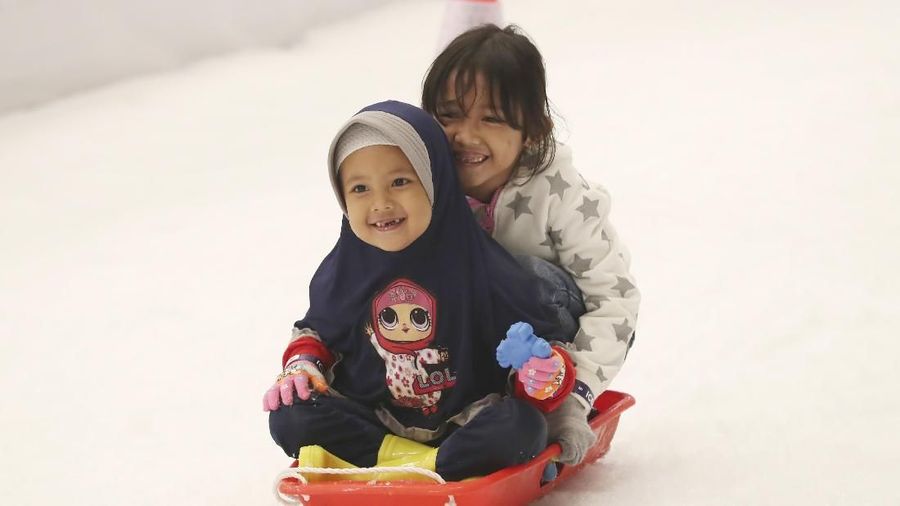 Berikut deretan gambar unik saat memperingati perayaan natal