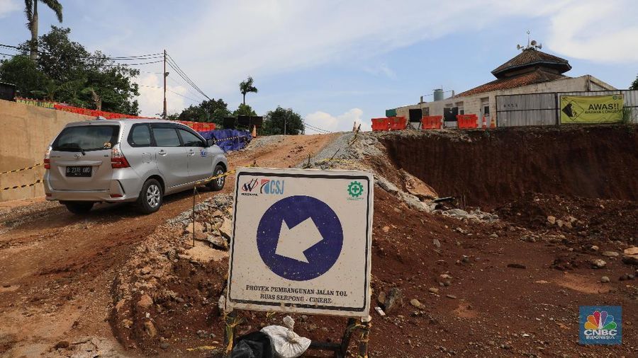 Tol ini mulai digagas sekitar 2006, pembebasan lahan ditargetkan rampung di 2008. Namun proses pembebasan lahan tak kunjung tuntas sehingga saat ini.
