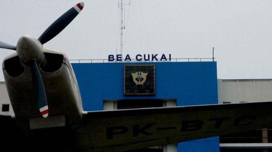 Ilustrasi Gedung Bea CUkai (վ indonesia)