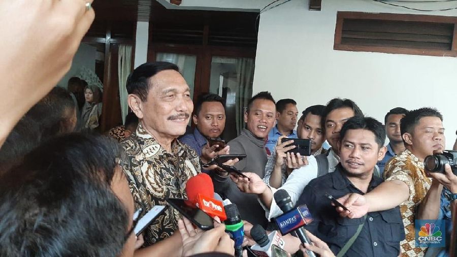 Luhut Pandjaitan buka suara soal rencana cabut subsidi LPG 3 kilogram 