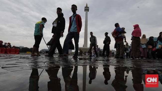 Foto Liburan Natal Di Monas