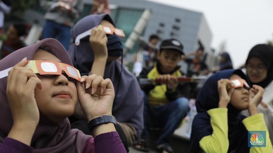 Secara umum Gerhana Matahari Cincin (GMC) hanya terjadi sekitar 1-2 tahun sekali.