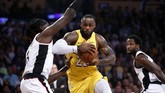 Los Angeles Lakers yang jadi pemuncak klasemen wilayah barat menghadapi Los Angeles Clippers di Staples Center. (AP Photo/Ringo H.W. Chiu)