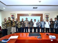 Erick Thohir Tunjuk Direktur Baru Pertamina, Siapa Dia?