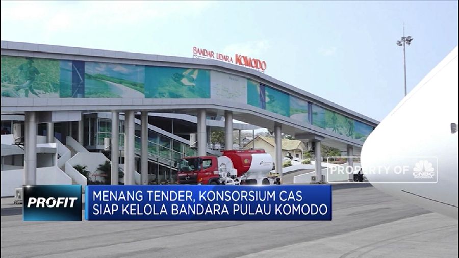 Jokowi memastikan bahwa Bandar Udara Komodo, Manggarai Barat, Nusa Tenggara Timur (NTT) akan diperluas pada tahun ini demi menunjang wisatawan.