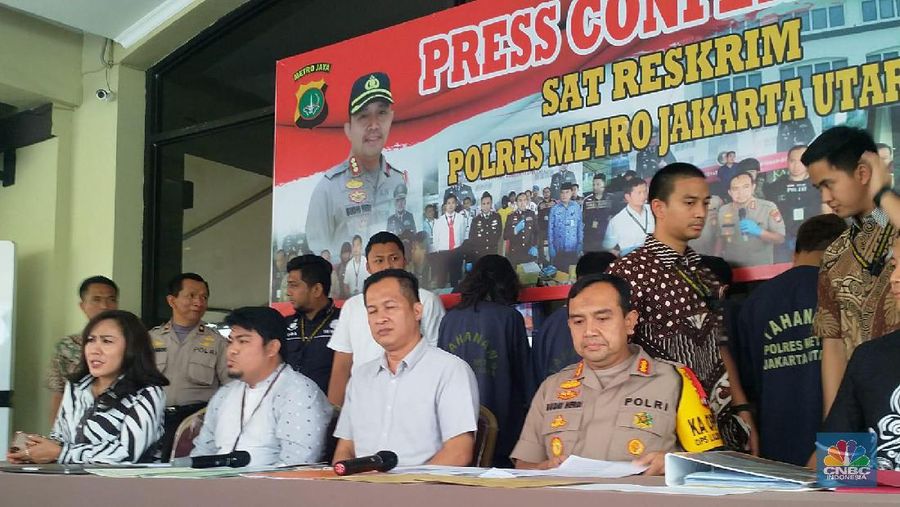 Polres Metro Jakarta Utara berhasil mengungkap tidak kejahatan fintech ilegal yang dilakukan oleh PT Vega Data dan PT Barracuda Fintech.