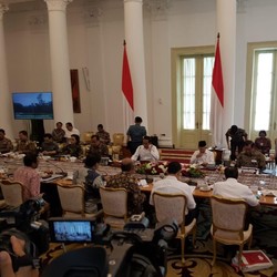 Jokowi Soal Omnibus Law: Jangan Ada Pasal Titipan!