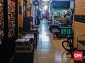 Pada Suatu Sabtu Kelabu di Pasar Santa Jakarta