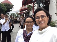 Ketika Sri Mulyani Terharu Milenial Punya NPWP