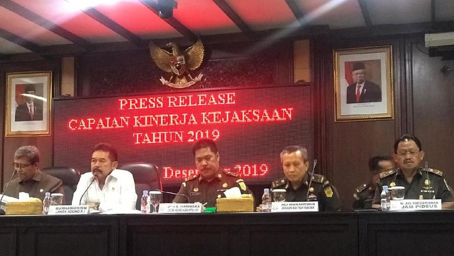 Kejaksaan Agung (Kejagung) terus menelusuri kasus yang mendera PT Asuransi Jiwasraya (Persero). Sejauh ini sudah ada 10 orang dicekal.