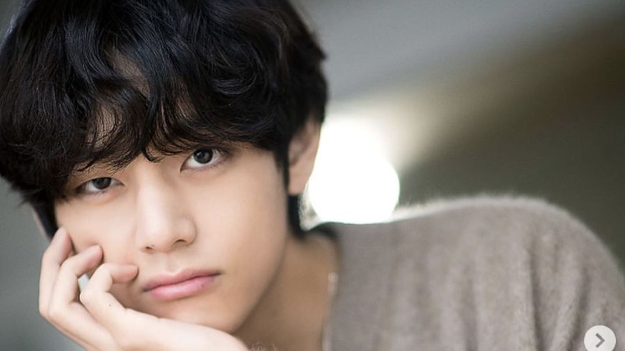 V BTS ulang tahun, ucapan selamat ulang tahun untuk pria yang disebut terseksi di dunia menggema di jagad twitter.