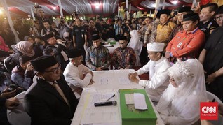 Kisah Pasangan Pernikahan Dini Ikut Nikah Massal Ala Anies