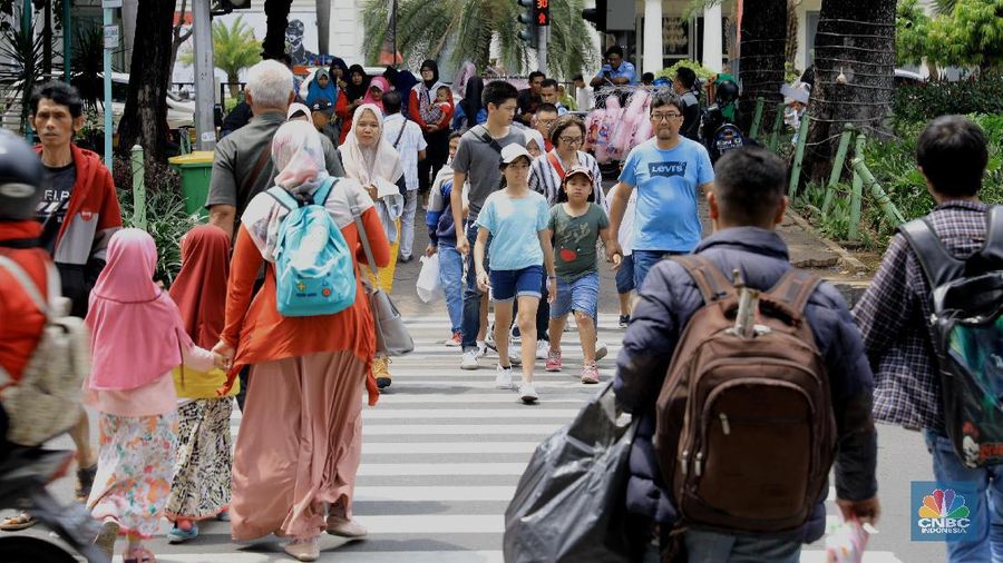 Monas Masih Jadi Lokasi Liburan Favorit Ibukota di Penghujung Tahun
