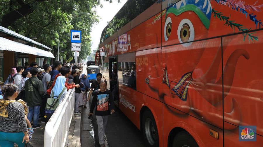 Monas Masih Jadi Lokasi Liburan Favorit Ibukota di Penghujung Tahun