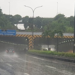 Hutama Karya Pastikan Tol JORR Pasar Rebo Aman Dilalui