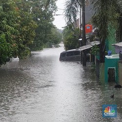 Ridwan Kamil Tetapkan Status 6 Daerah Jabar Darurat Banjir!