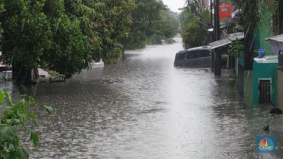 Gubernur Jawa Barat Ridwan Kamil menetapkan status tanggap darurat bencana banjir dan bencana tanah longsor untuk enam (6) daerah