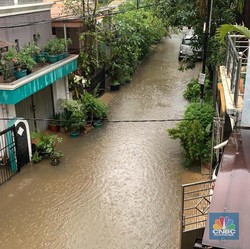 Jakarta Banjir & Lumpuh, Anies: Siapkan Evakuasi Warga