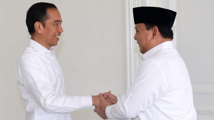 Presiden Joko Widodo menerima Menteri Pertahanan Letnan Jenderal TNI (Purn) Prabowo Subianto di Istana Kepresidenan Yogyakarta, Rabu (1/1/2020).