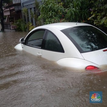 Dari VW ke Harley, Ini Penampakan Kendaraan Terendam Banjir